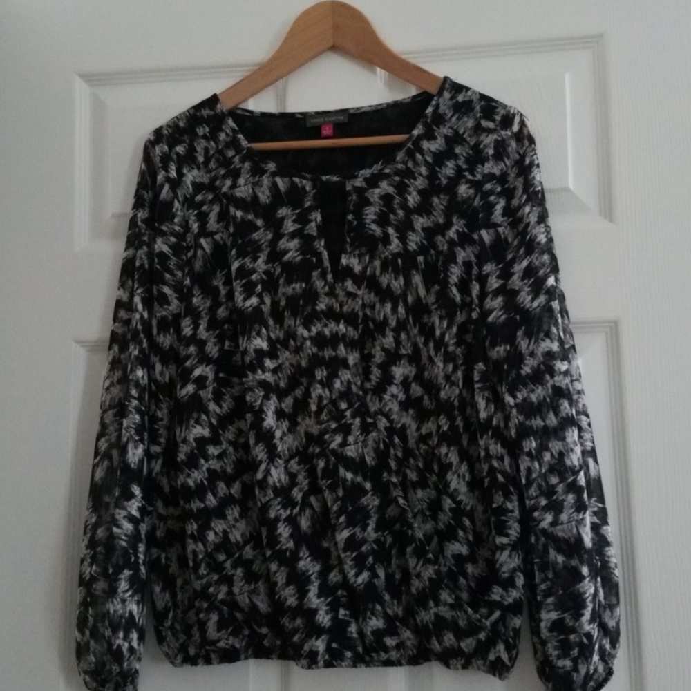 Vince Camuto chiffon blouse